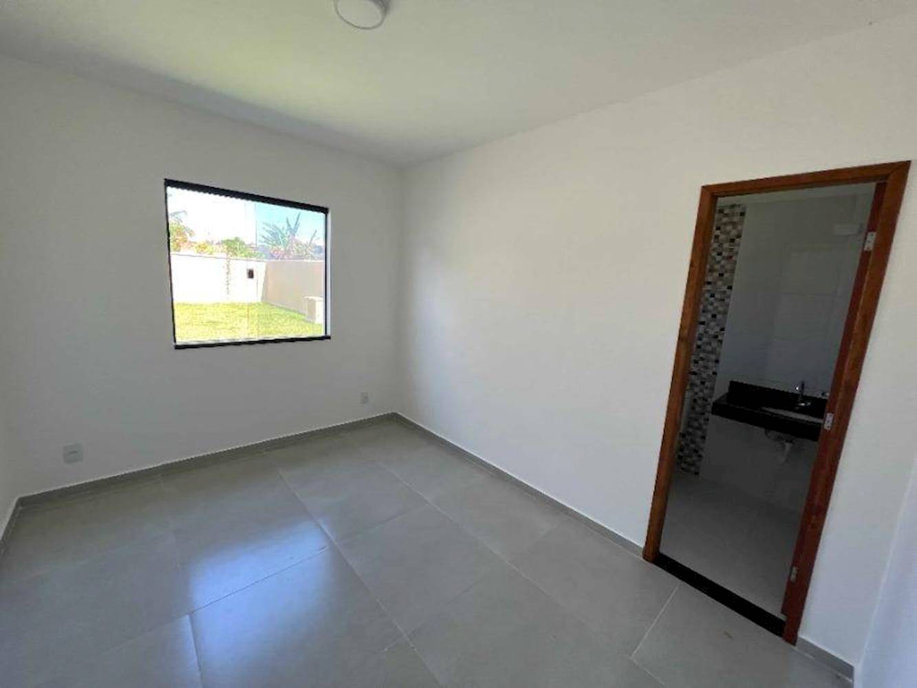 Casa de Condomínio em Barroco - Maricá/RJ, localizado em Maricá - RJ, bairro Barroco