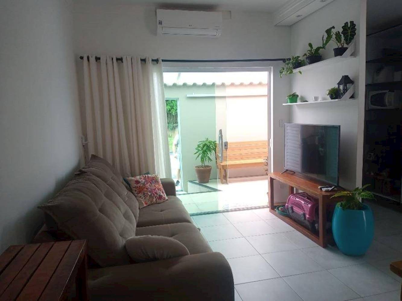 Casa na Estância dos Eucaliptos em Peruíbe/SP, localizado em Peruíbe - SP, bairro Estância dos Eucaliptos