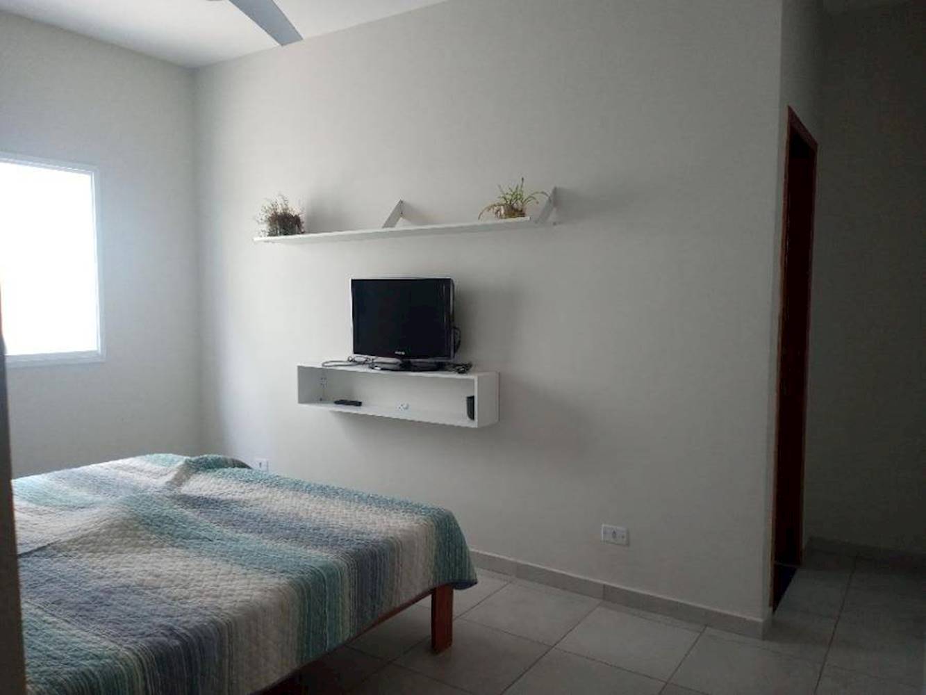 Casa na Estância dos Eucaliptos em Peruíbe/SP, localizado em Peruíbe - SP, bairro Estância dos Eucaliptos
