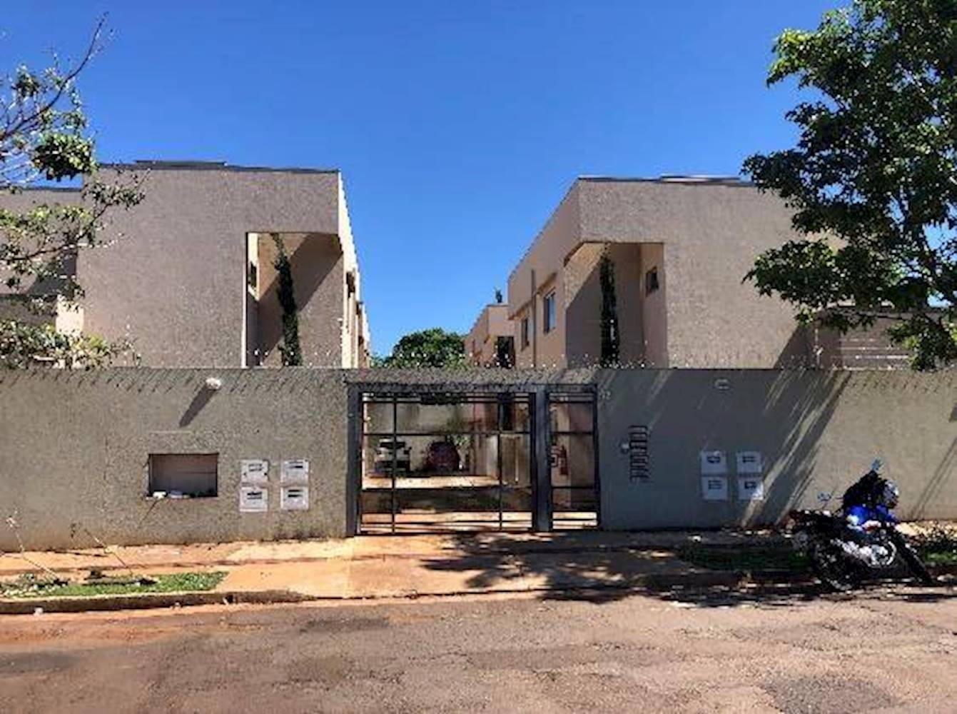 Casa de Condomínio na Vila Ipiranga em Campo Grande/MS, localizado em Campo Grande - MS, bairro Vila Ipiranga