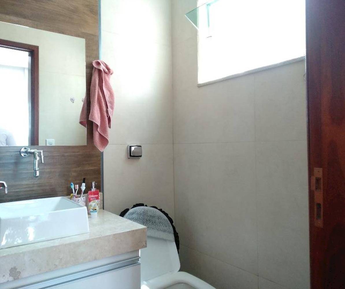 Casa em Santa Luzia - Varginha/MG, localizado em Varginha - MG, bairro Santa Luzia