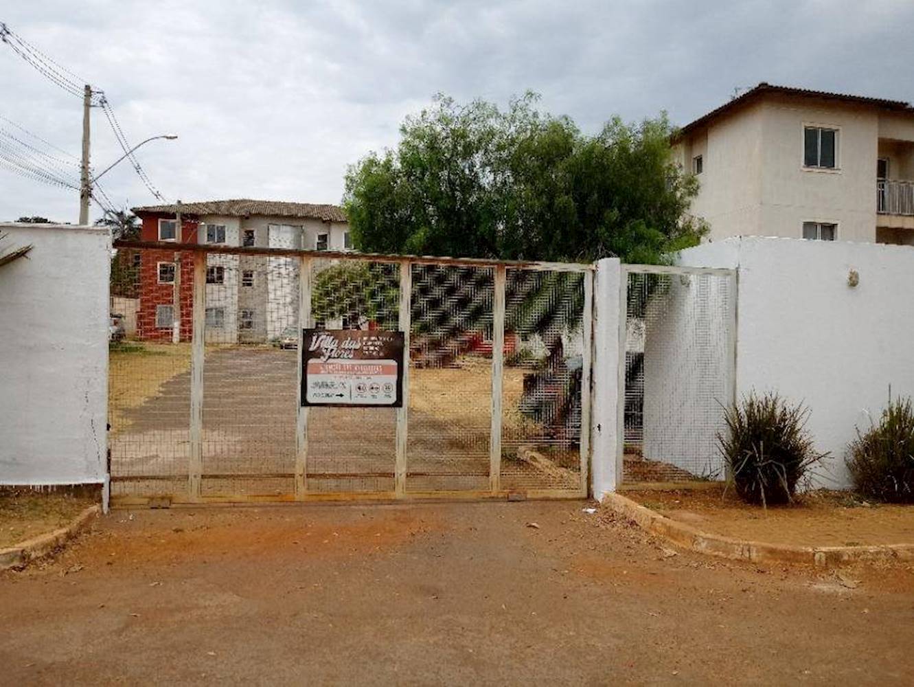 Apartamento no "Condomínio Villa das Flores" - Cidade Osfaya - Luziânia/GO, localizado em Luziânia - GO, bairro Cidade Osfaya
