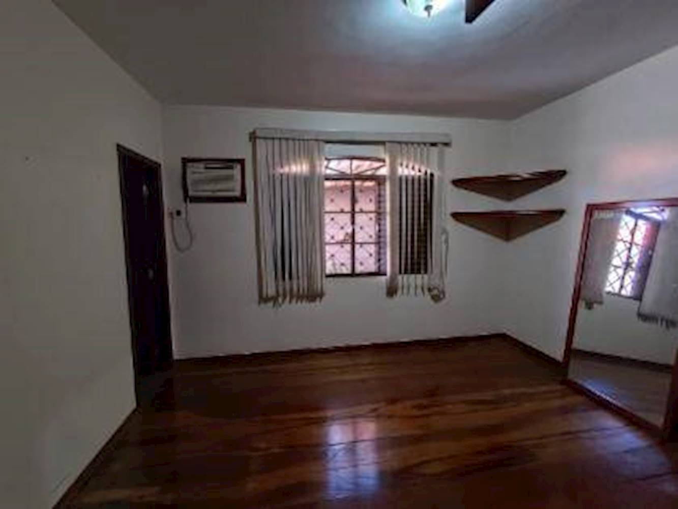 Casa no Centro - Faxinal/PR, localizado em Faxinal - PR, bairro Centro