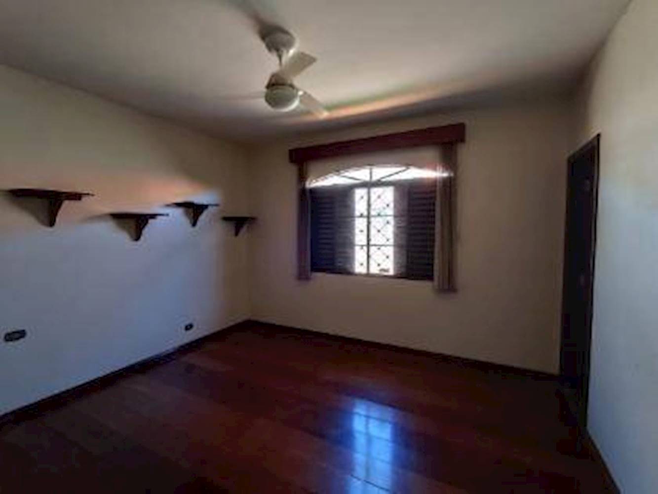 Casa no Centro - Faxinal/PR, localizado em Faxinal - PR, bairro Centro