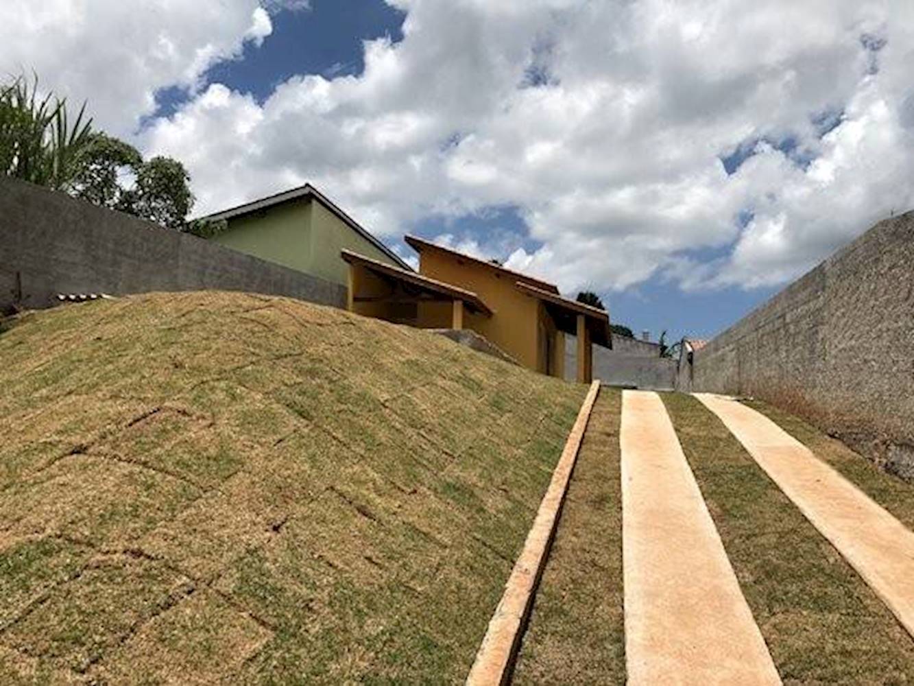 Casa no Centro - Jarinu/SP, localizado em Jarinu - SP, bairro Centro