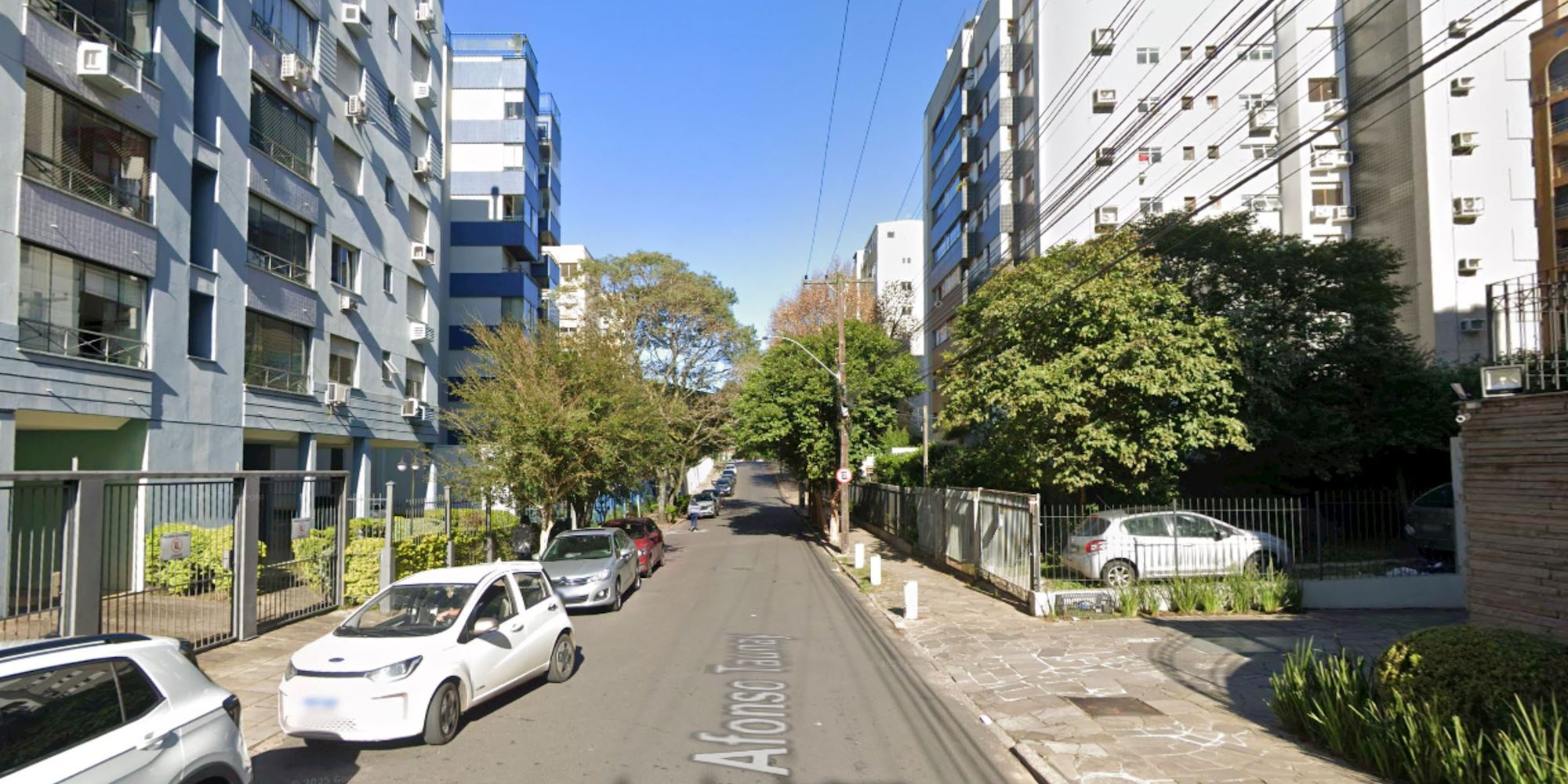 Apartamento no "Conjunto Residencial Villa Fontaine"- Menino Deus - Porto Alegre/RS, localizado em Porto Alegre - RS, bairro Menino Deus