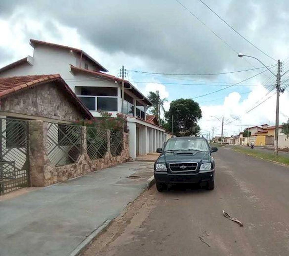Casa no Setor Cristo Redentor - Morrinhos/GO, localizado em Morrinhos - GO, bairro Setor Cristo Redentor
