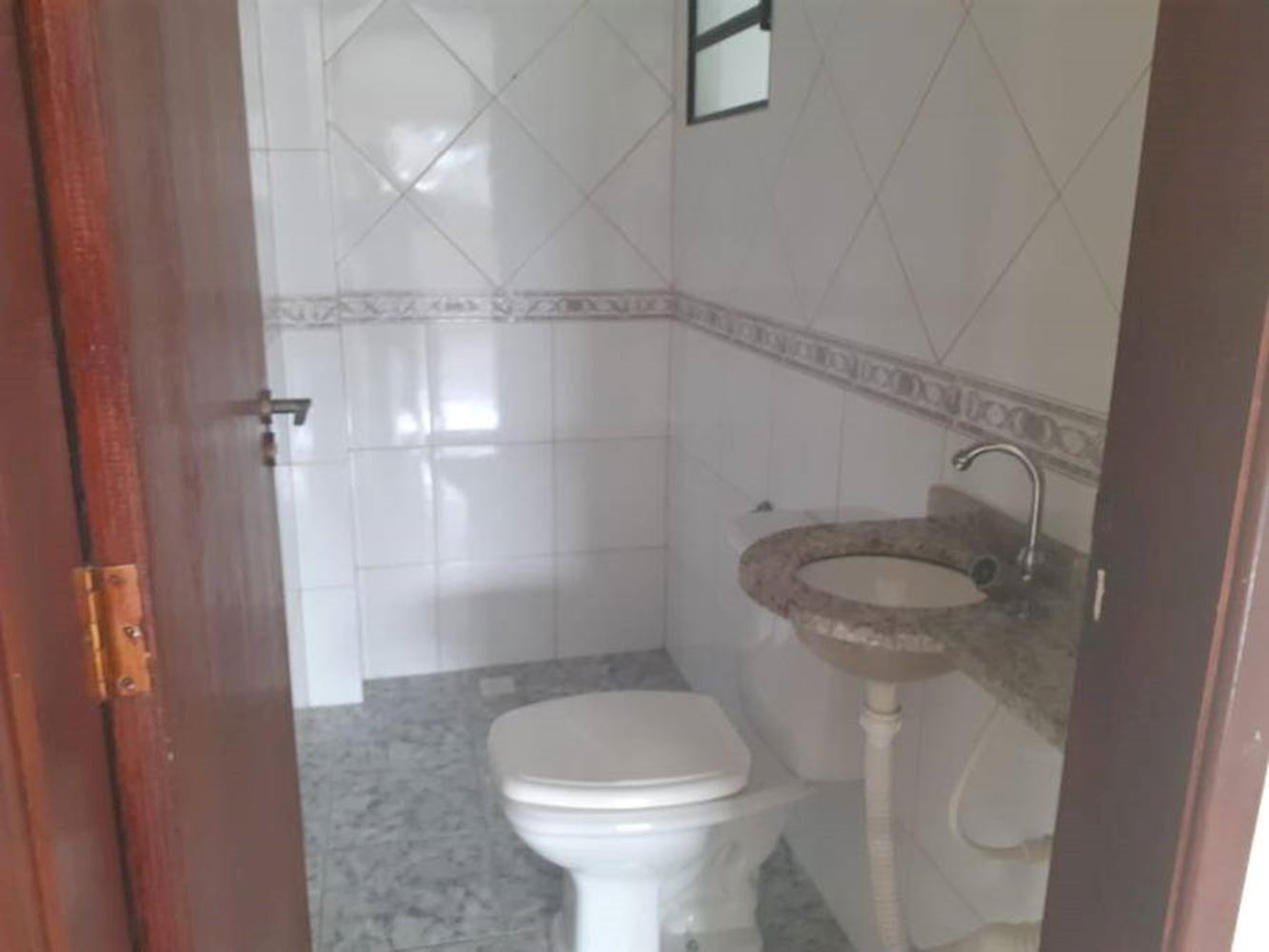 Casa na Vila Caiçara em Praia Grande/SP, localizado em Praia Grande - SP, bairro Vila Caiçara