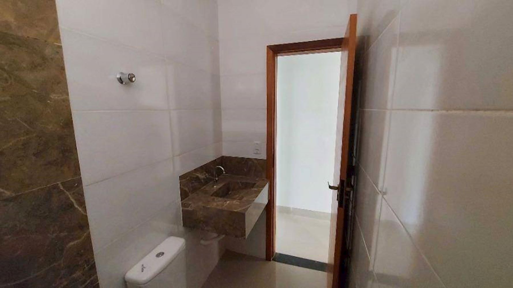 Casa no Jaragua - Montes Claros/MG, localizado em Montes Claros - MG, bairro Jaragua