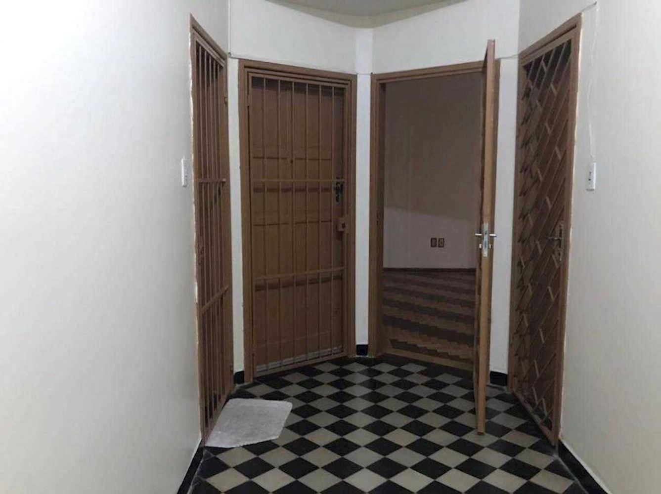 Apartamento no "Edifício Dona Fani" - Centro - Uruguaiana/RS, localizado em Uruguaiana - RS, bairro Centro
