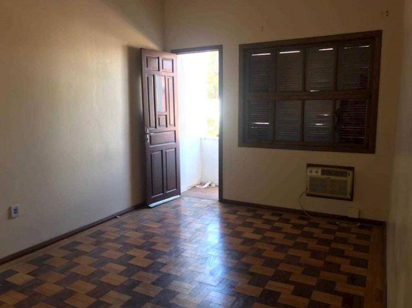 Apartamento no "Edifício Dona Fani" - Centro - Uruguaiana/RS, localizado em Uruguaiana - RS, bairro Centro