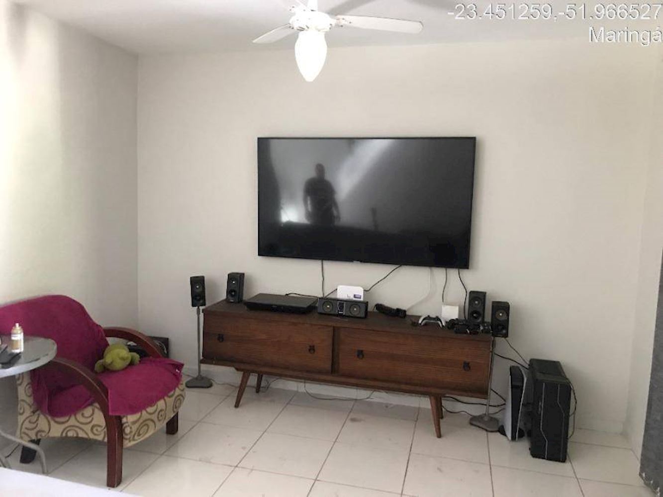 Casa no Conjunto Habitacional Inocente Vilanova Júnior em Maringá/PR, localizado em Maringá - PR