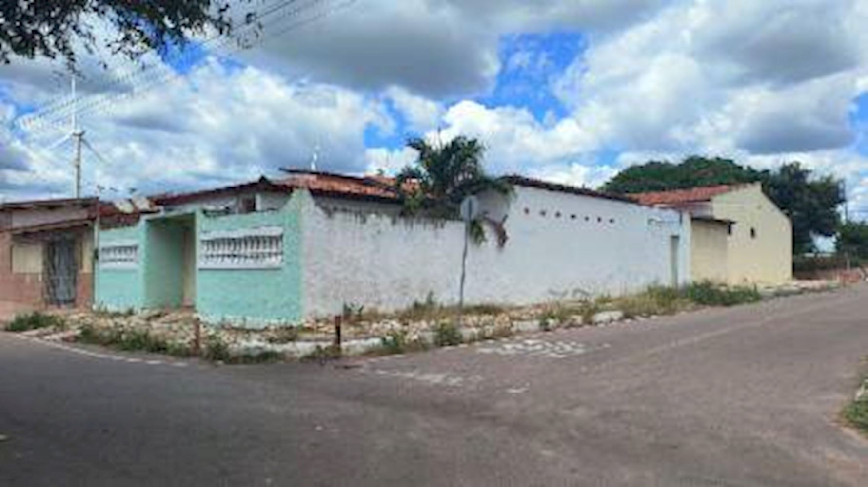 Casa na Cohab em Aracati/CE, localizado em Aracati - CE