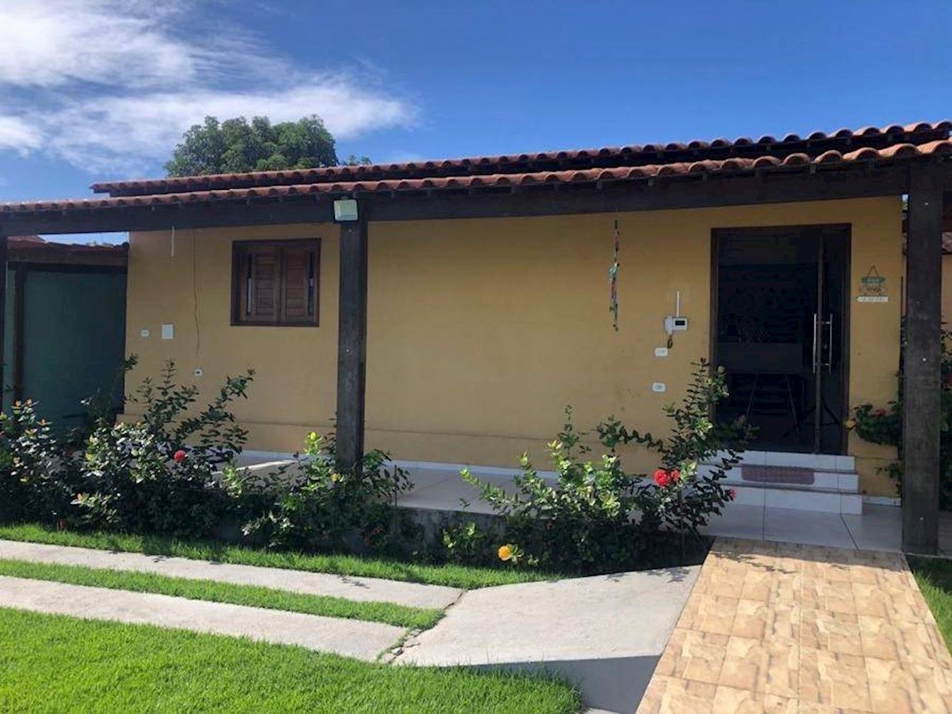Casa no Distrito Pe Leve - Limoeiro De Anadia/AL, localizado em Limoeiro De Anadia - AL, bairro Distrito Pe Leve