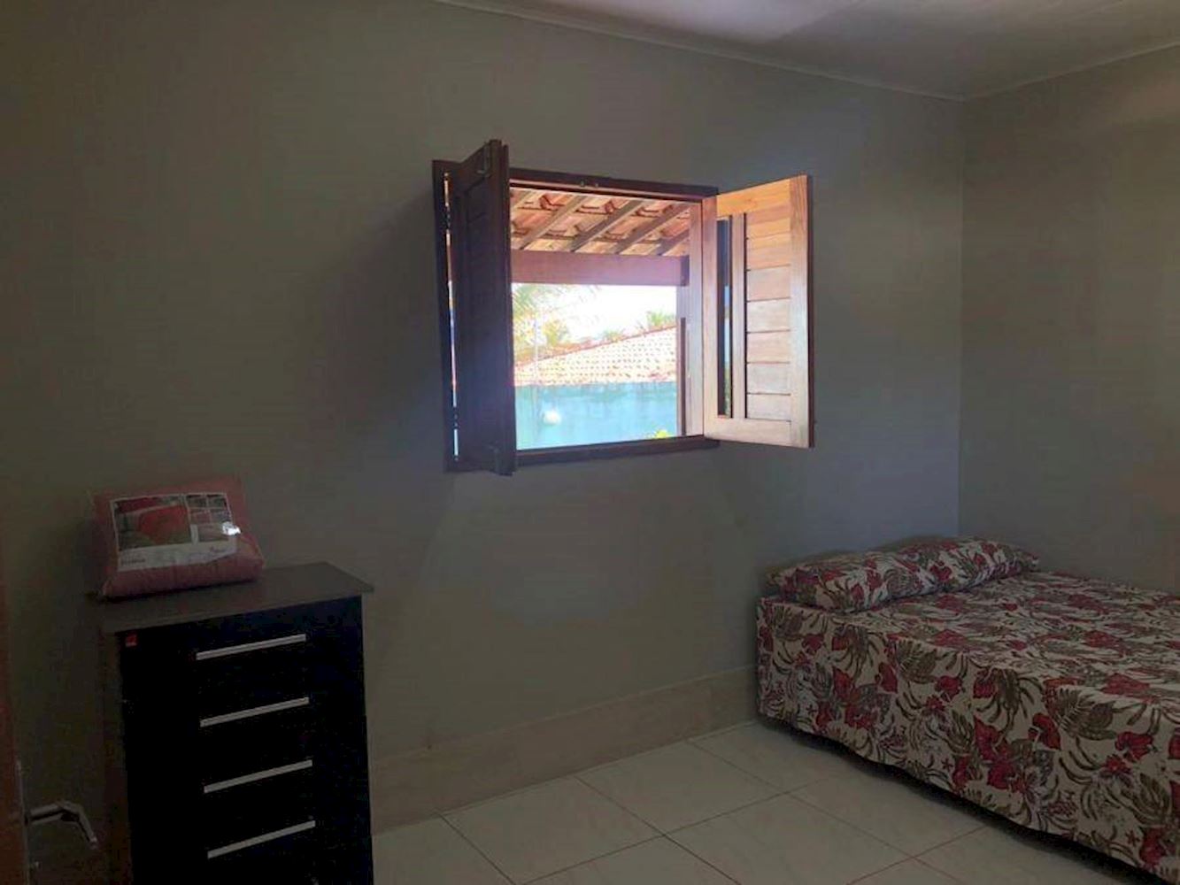 Casa no Distrito Pe Leve - Limoeiro De Anadia/AL, localizado em Limoeiro De Anadia - AL, bairro Distrito Pe Leve