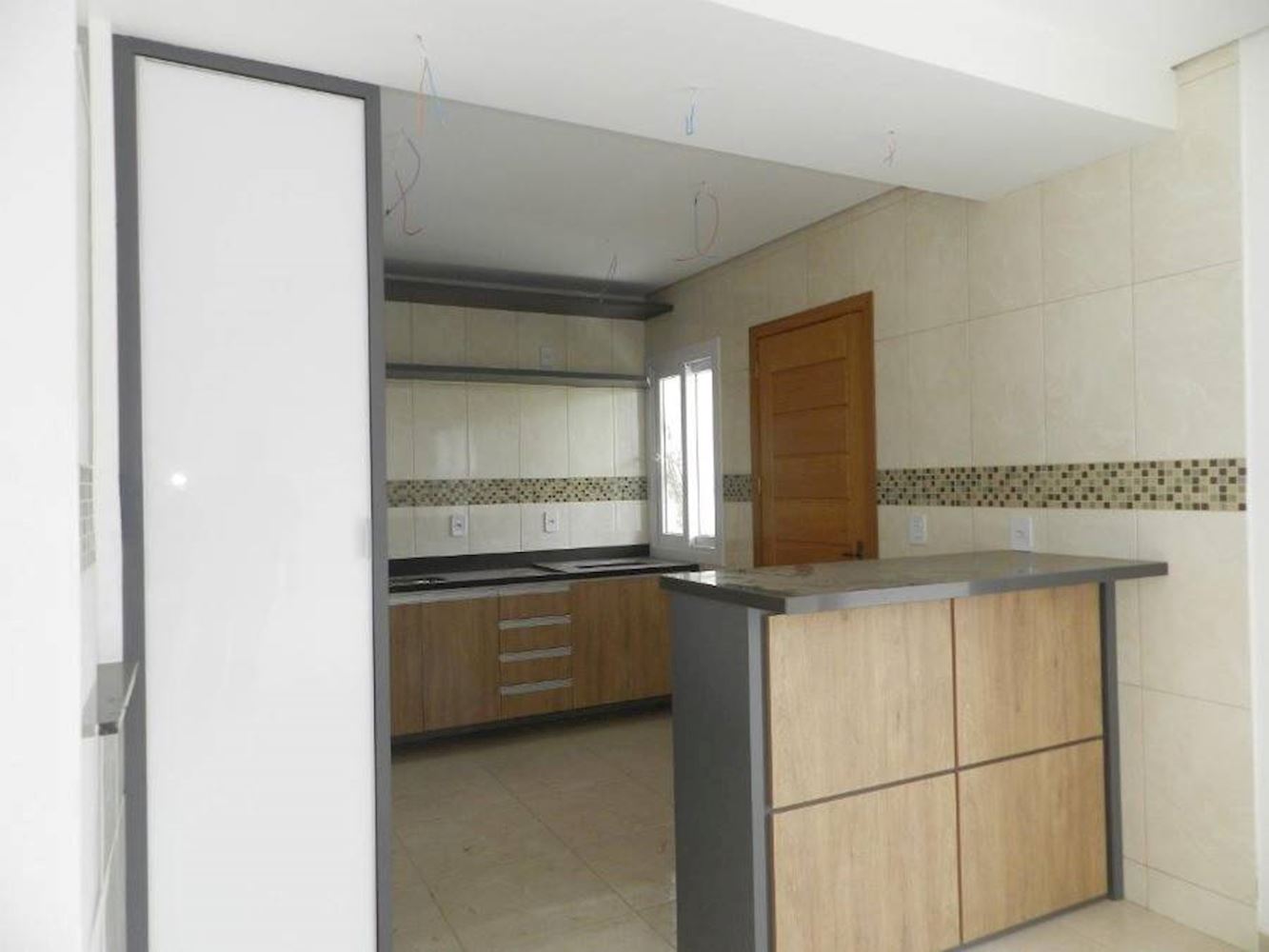 Casa no "Condomínio Jardins do Lago II" - Hípica - Porto Alegre/RS, localizado em Porto Alegre - RS, bairro Hípica