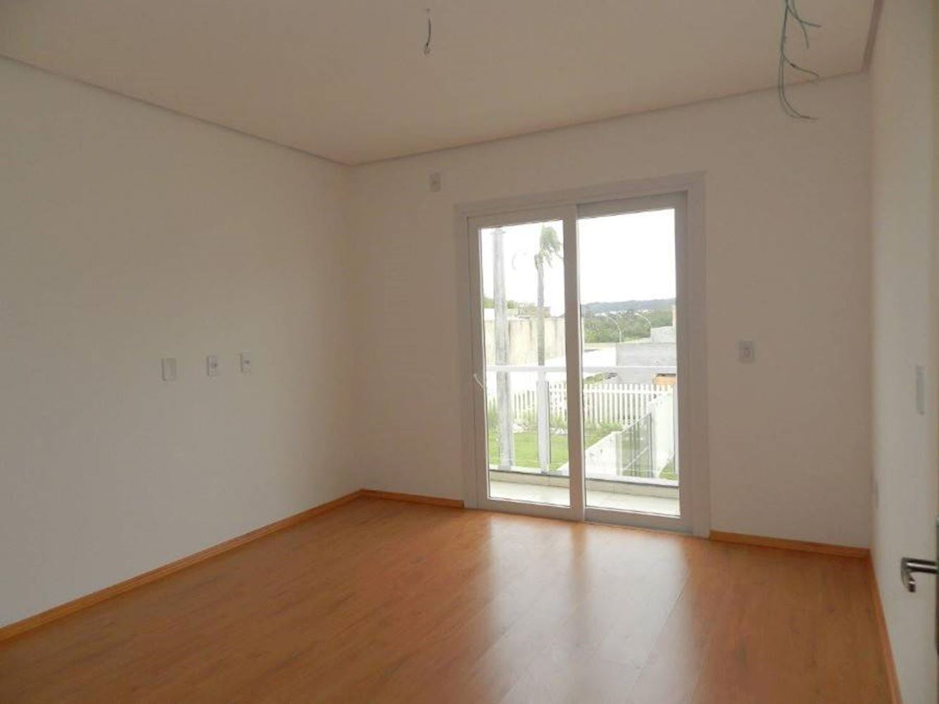 Casa no "Condomínio Jardins do Lago II" - Hípica - Porto Alegre/RS, localizado em Porto Alegre - RS, bairro Hípica