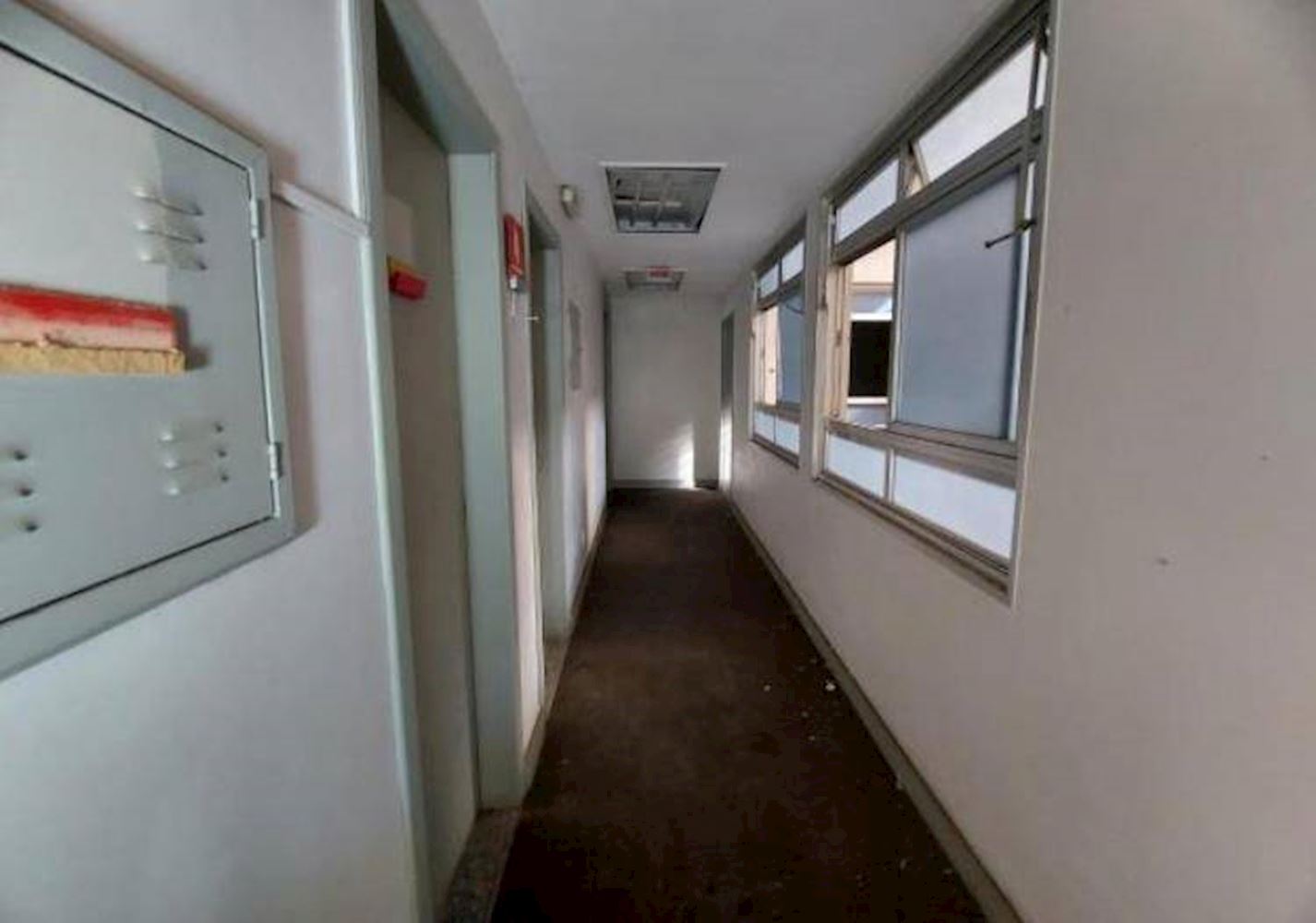 Imóvel Comercial (Ex-agência) - Centro Histórico - Porto Alegre/RS, localizado em Porto Alegre - RS, bairro Centro Historico