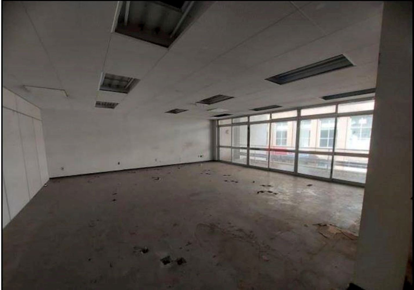 Imóvel Comercial (Ex-agência) - Centro Histórico - Porto Alegre/RS, localizado em Porto Alegre - RS, bairro Centro Historico
