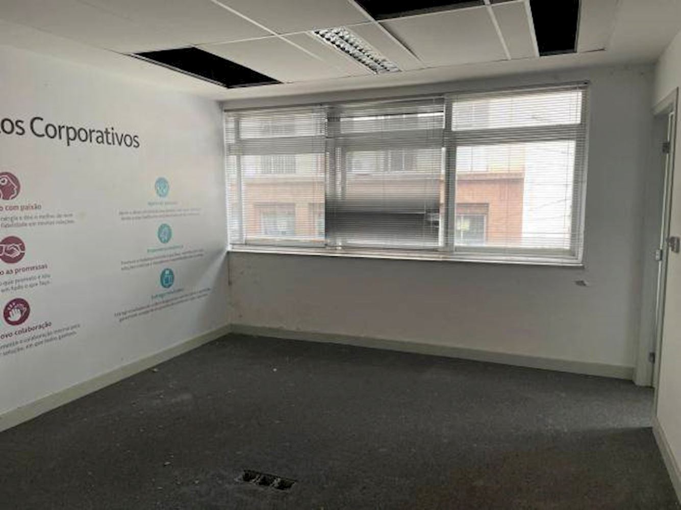 Imóvel Comercial (Ex-agência) - Centro Histórico - Porto Alegre/RS, localizado em Porto Alegre - RS, bairro Centro Historico