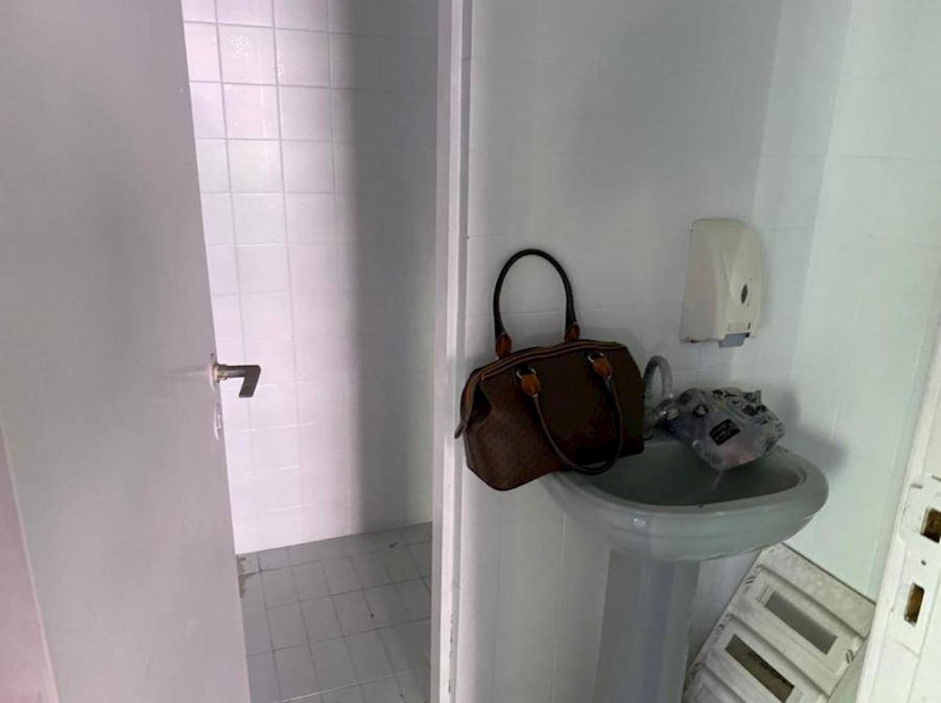 Sala Comercial no Centro do Rio de Janeiro/RJ, localizado em Rio De Janeiro - RJ, bairro Centro