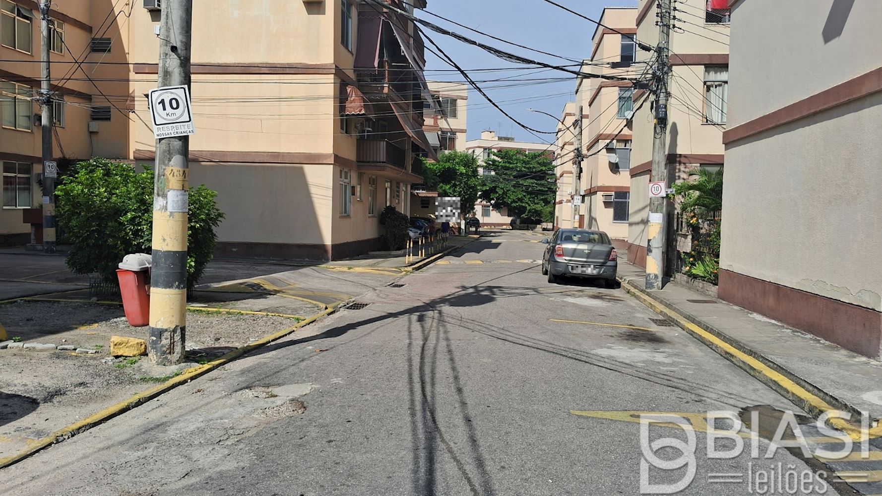 Apartamento no "Condomínio Jardim Iaraquã" em Campo Grande - Rio de Janeiro/RJ, localizado em São João De Meriti - RJ, bairro Campo Grande