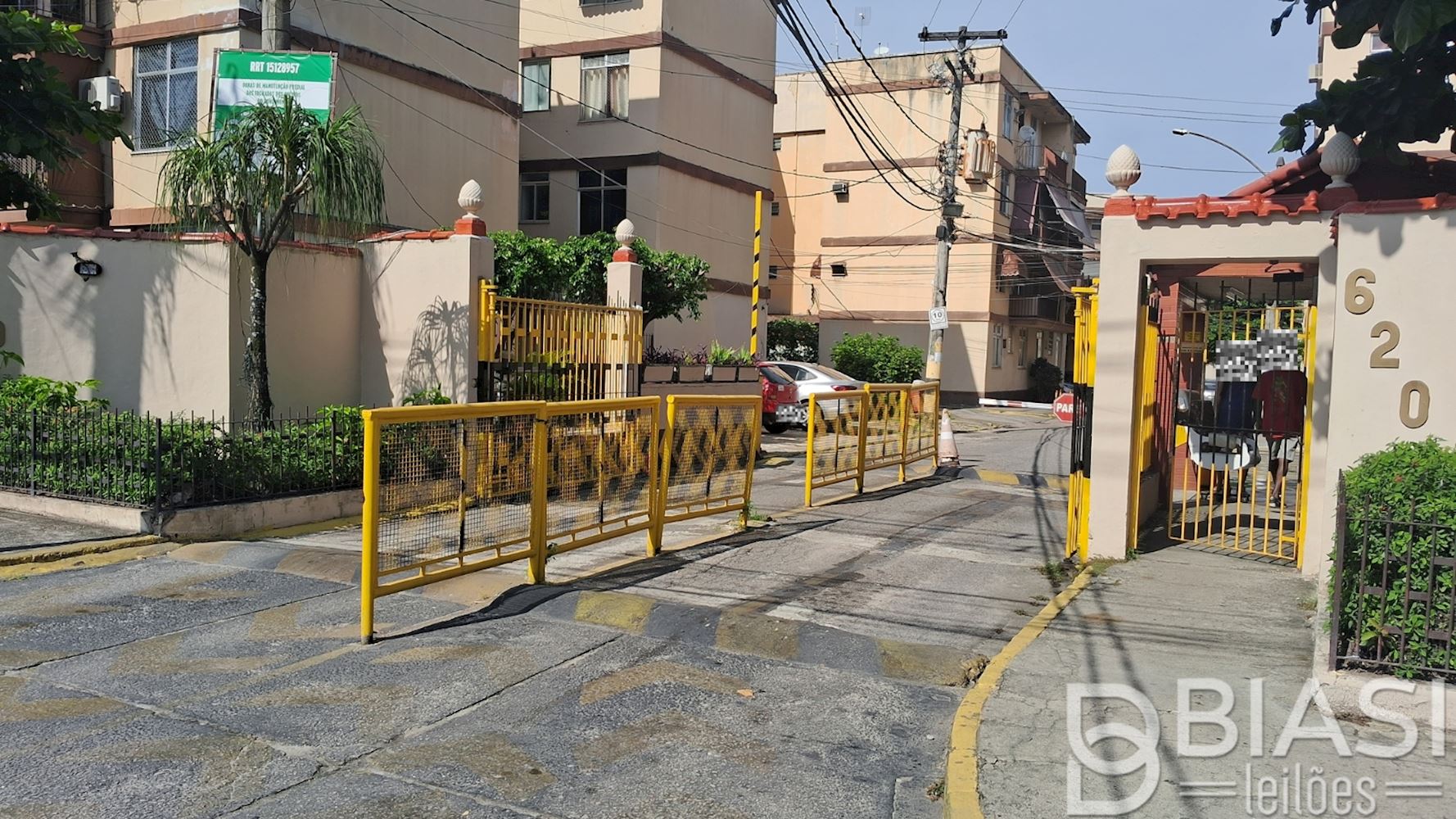 Apartamento no "Condomínio Jardim Iaraquã" em Campo Grande - Rio de Janeiro/RJ, localizado em São João De Meriti - RJ, bairro Campo Grande