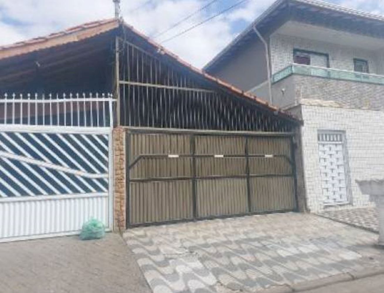 Imagem do imóvel Casa em Terrenos do Campo - Praia Grande/SP