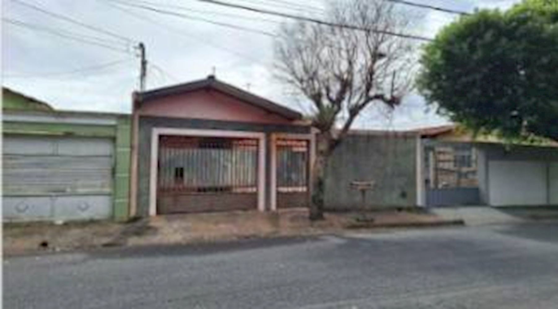 Casa no Jardim Planalto em Araçatuba/SP, localizado em Araçatuba - SP, bairro Jardim Planalto