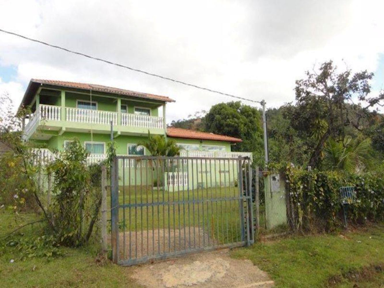 Casa no Jardim Das Oliveiras - Esmeraldas/MG, localizado em Esmeraldas - MG, bairro Jardim das Oliveiras