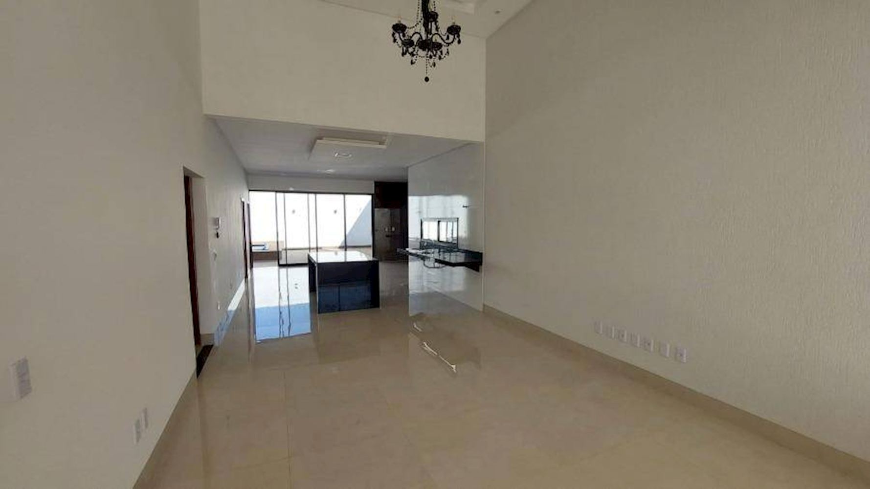Casa no Jardim Primavera em Trindade/GO, localizado em Trindade - GO, bairro Jardim Primavera