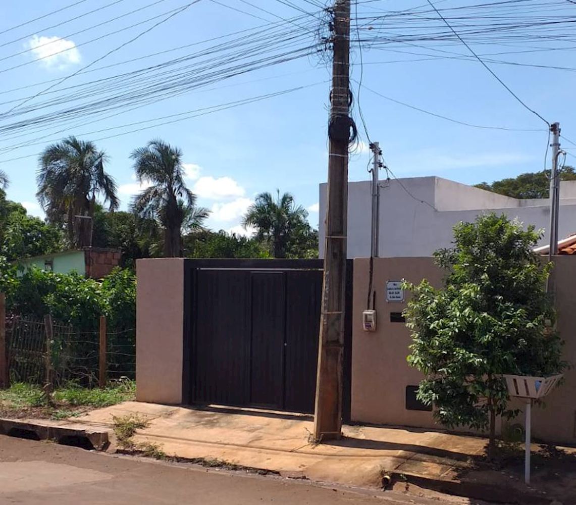 Casa no Bairro São Paulo em Santa Helena De Goiás/GO, localizado em Santa Helena De Goiás - GO, bairro São Paulo