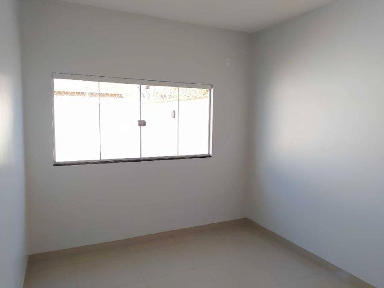 Casa no Parque Ibirapuera em Aparecida De Goiânia/GO, localizado em Aparecida De Goiânia - GO, bairro Parque Ibirapuera