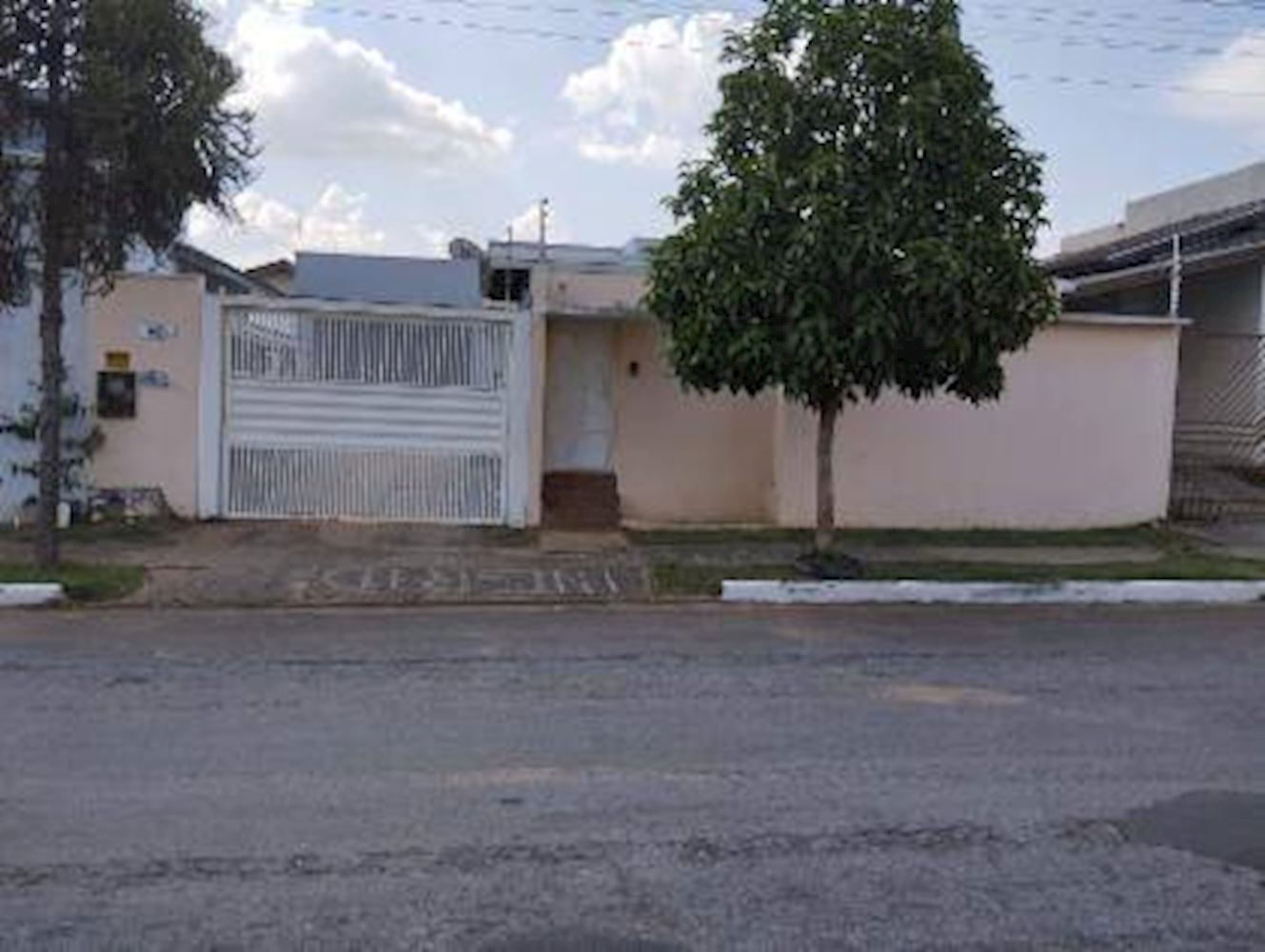 Casa no Jardim Cerrado em Lucas do Rio Verde/MT, localizado em Lucas Do Rio Verde - MT, bairro Jardim Cerrado