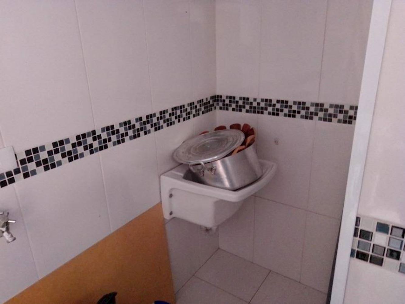 Casa no Jardim Leila - Guarulhos/SP, localizado em Guarulhos - SP, bairro Jardim Leila