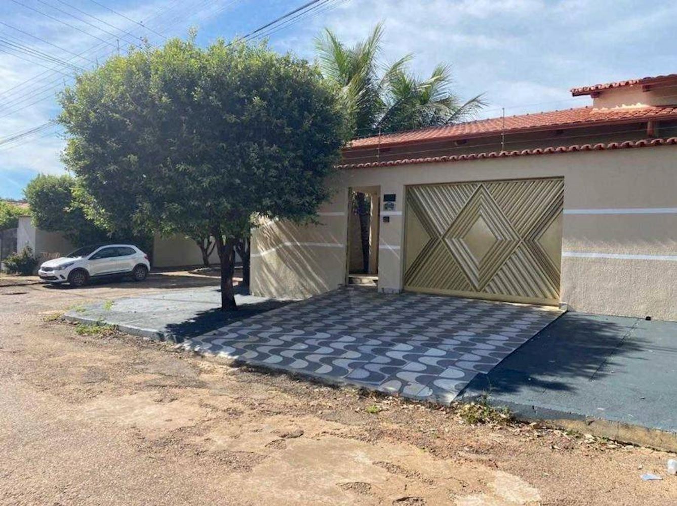 Casa, Padrão, 2 vaga(s) de garagem, localizado em Porangatu - GO, bairro Jardim Goias