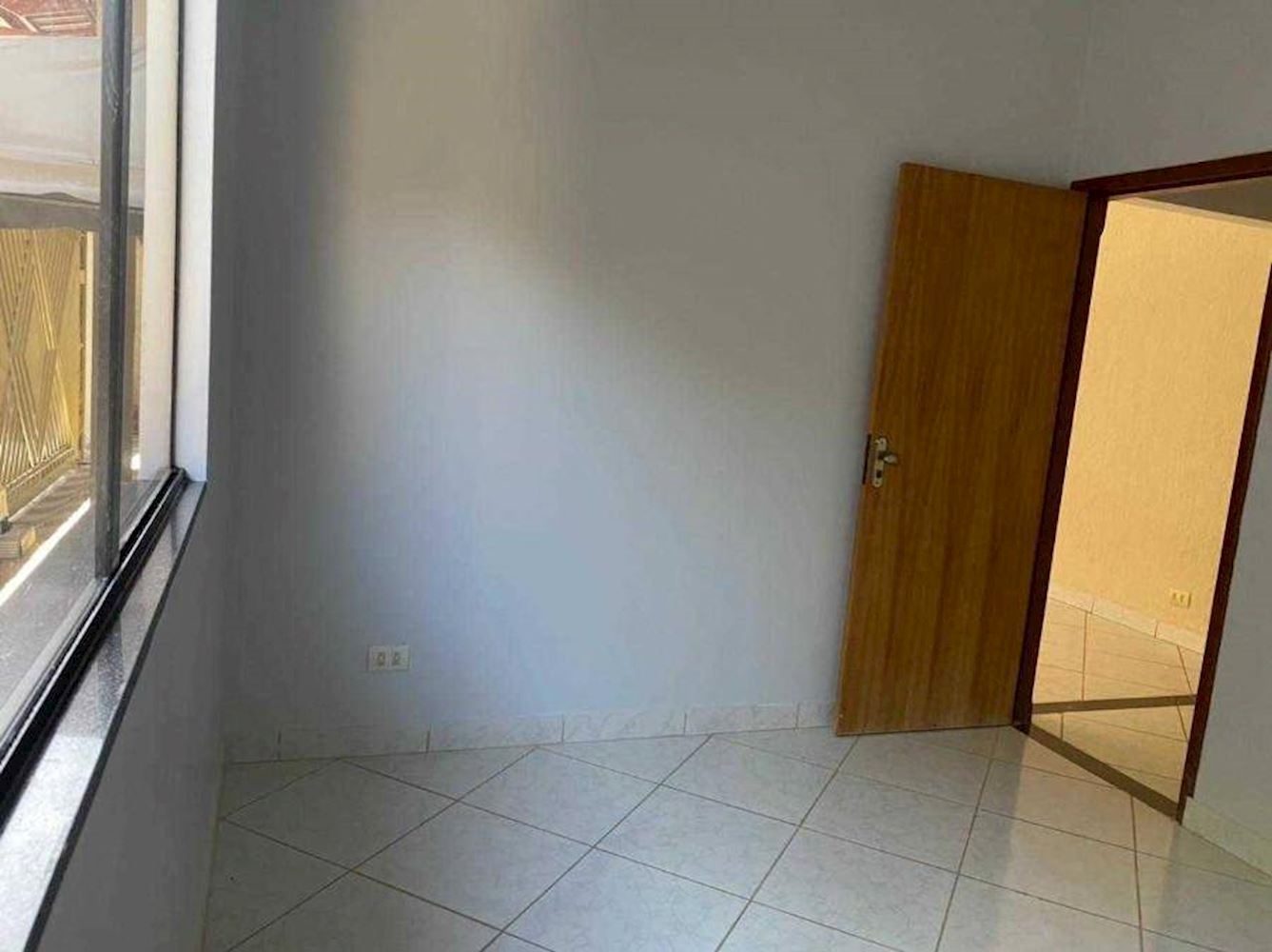 Casa, Padrão, 2 vaga(s) de garagem, localizado em Porangatu - GO, bairro Jardim Goias