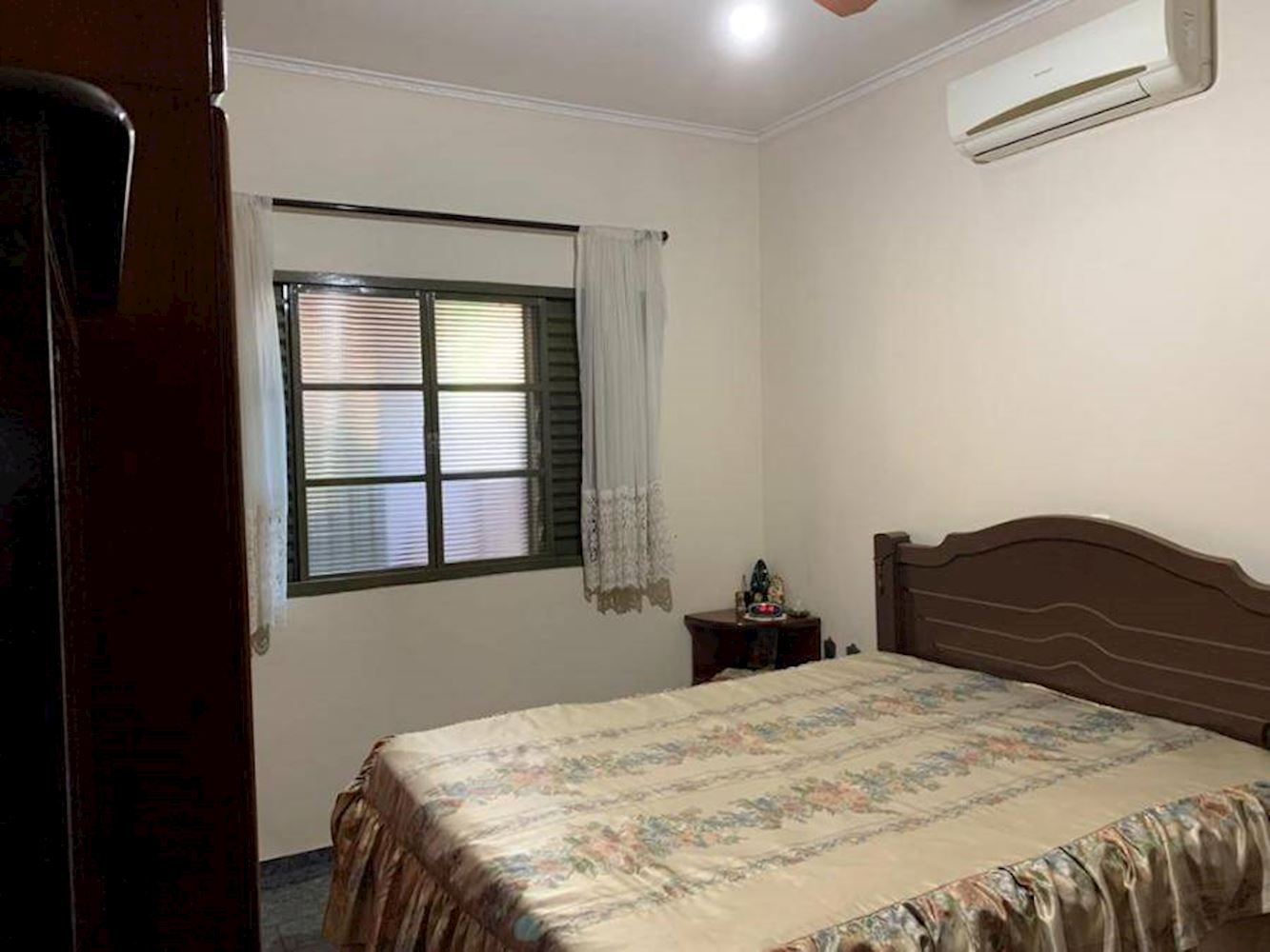 Casa, Padrão, 2 vaga(s) de garagem, localizado em Aramina - SP, bairro Santo Antonio