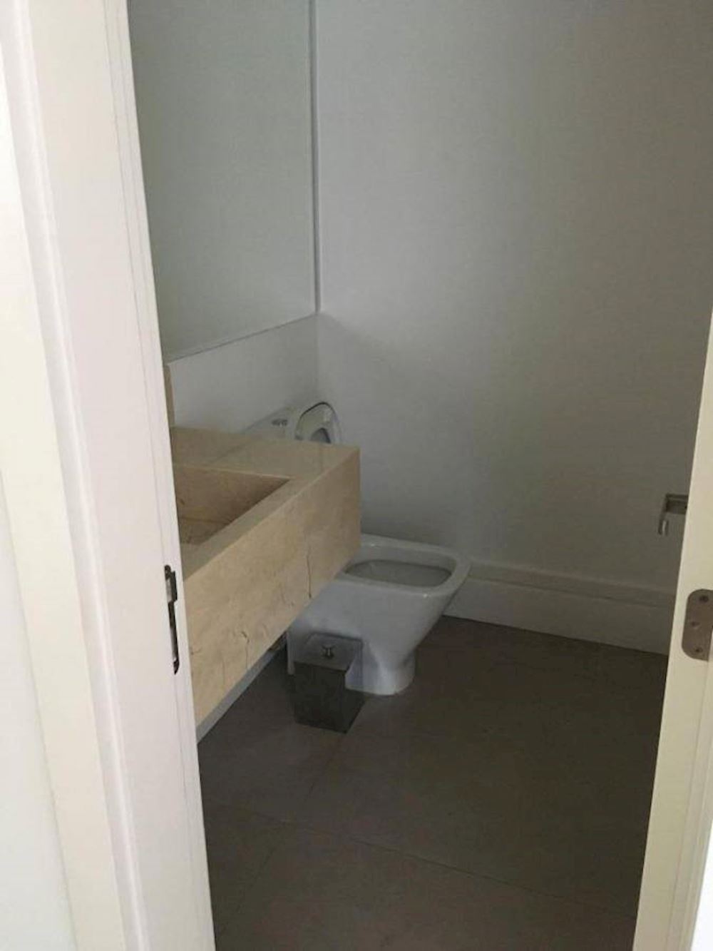 Apartamento, Padrão, 3 vaga(s) de garagem, localizado em Porto Alegre - RS