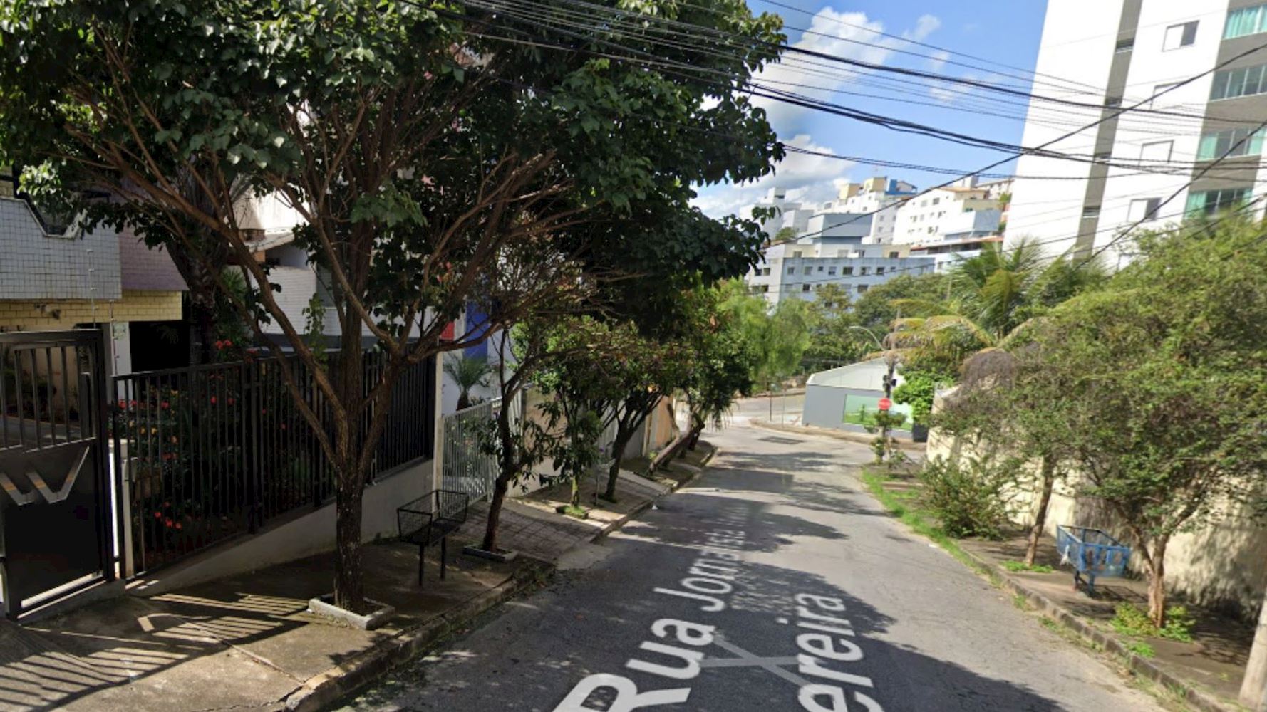 Apartamento no "Edifício Tia Mariza"- Fernão Dias - Belo Horizonte/MG, localizado em Belo Horizonte - MG, bairro Fernão Dias