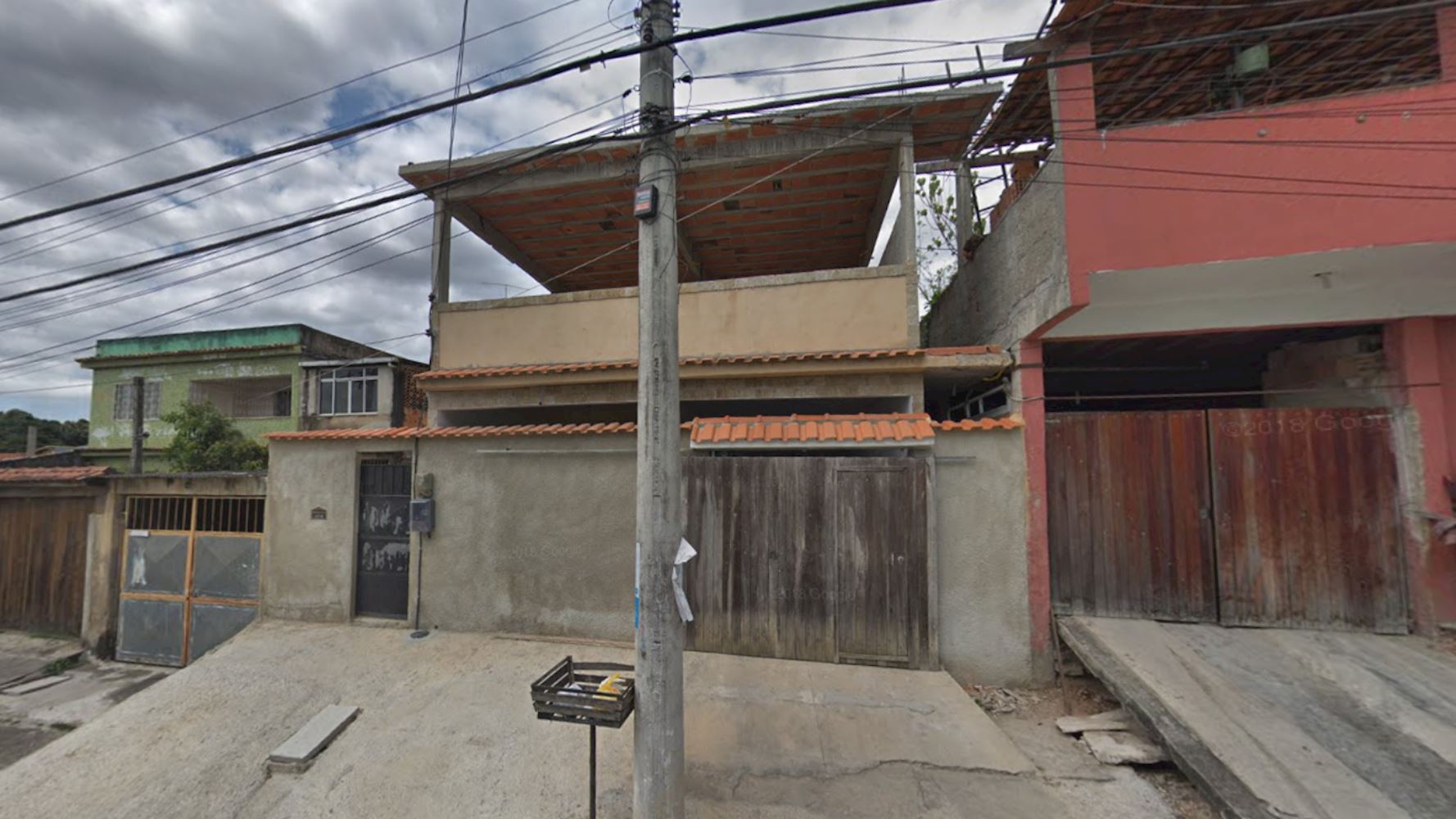 Casa (2º Pavimento) no Jardim Nossa Senhora Auxiliadora em São Gonçalo/RJ, localizado em São Gonçalo - RJ, bairro Jardim Nossa Senhora Auxiliadora