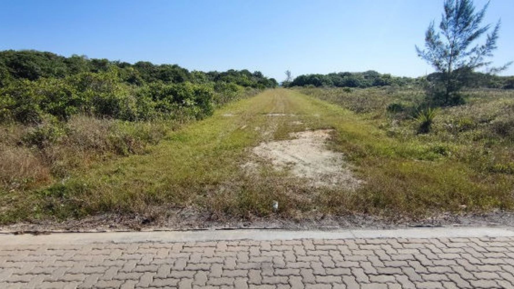 Terreno no Balneário Guarapuava em Ilha Comprida/SP, localizado em Ilha Comprida - SP, bairro Balneário Guarapuava