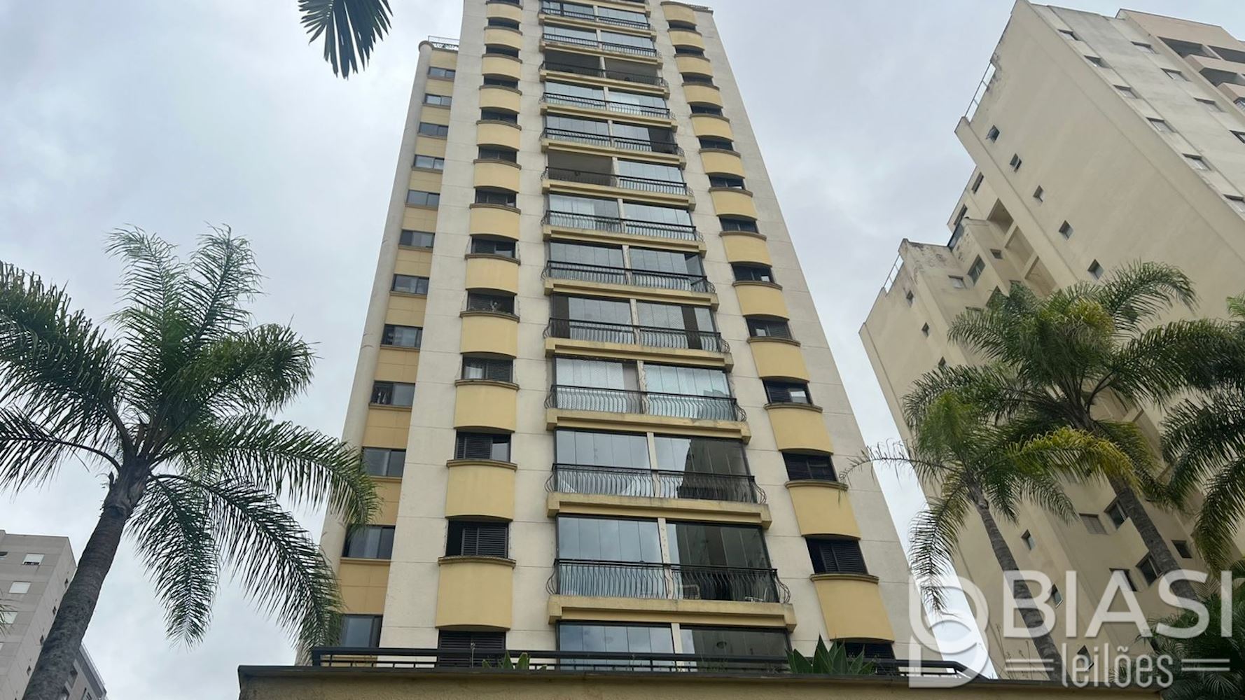 Apartamento no "Edifício The Amassador" - Saúde - São Paulo/SP, localizado em São Paulo - SP, bairro Saúde