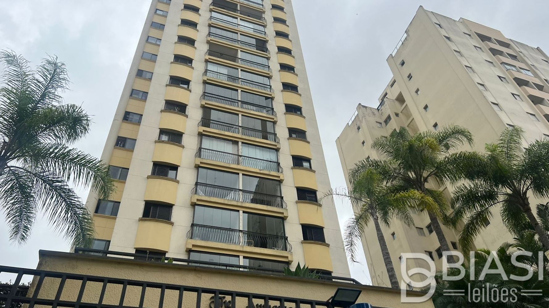 Apartamento no "Edifício The Amassador" - Saúde - São Paulo/SP, localizado em São Paulo - SP, bairro Saúde