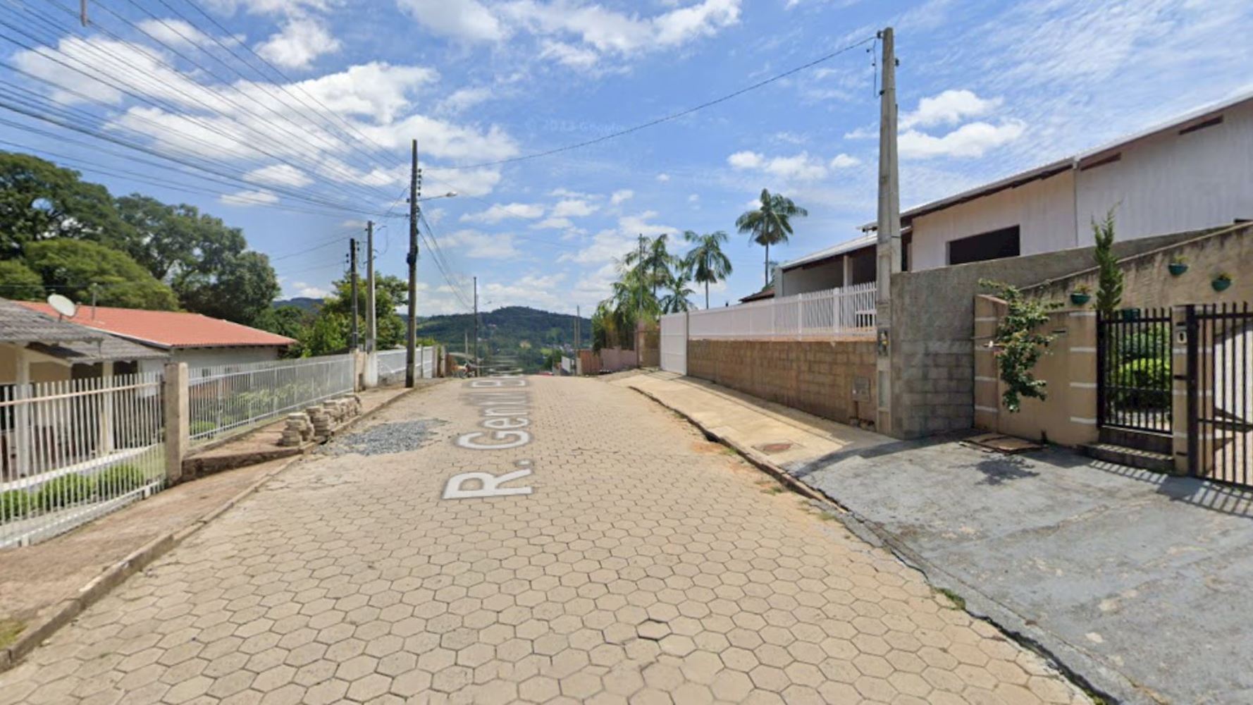 Casa em Laranjeiras - Rio do Sul/SC, localizado em Rio Do Sul - SC, bairro Laranjeiras