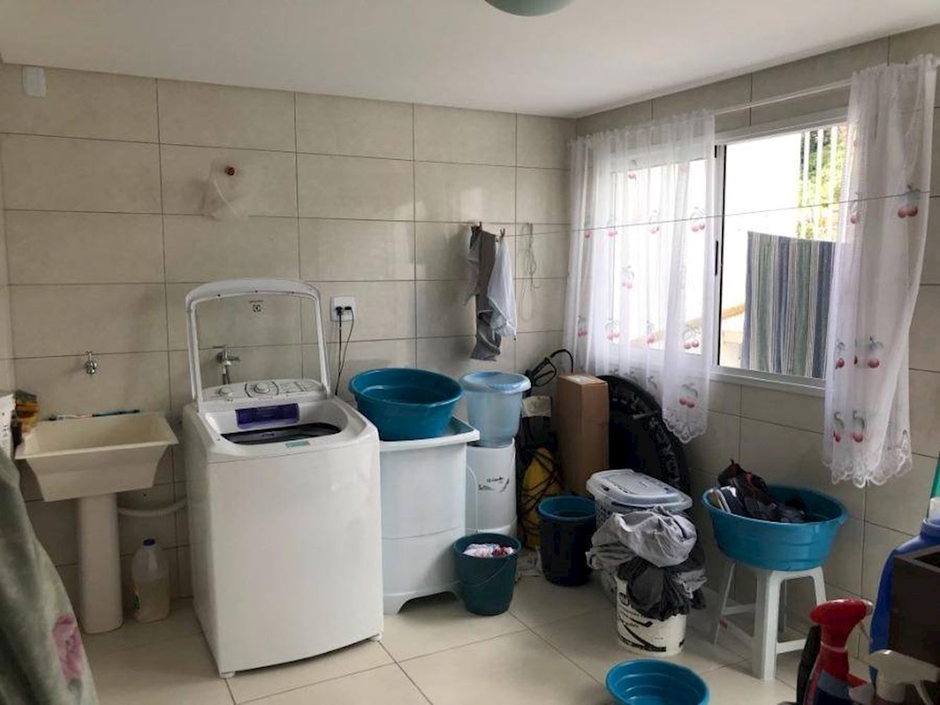 Casa em Ronda - Ponta Grossa/PR, localizado em Ponta Grossa - PR, bairro Ronda