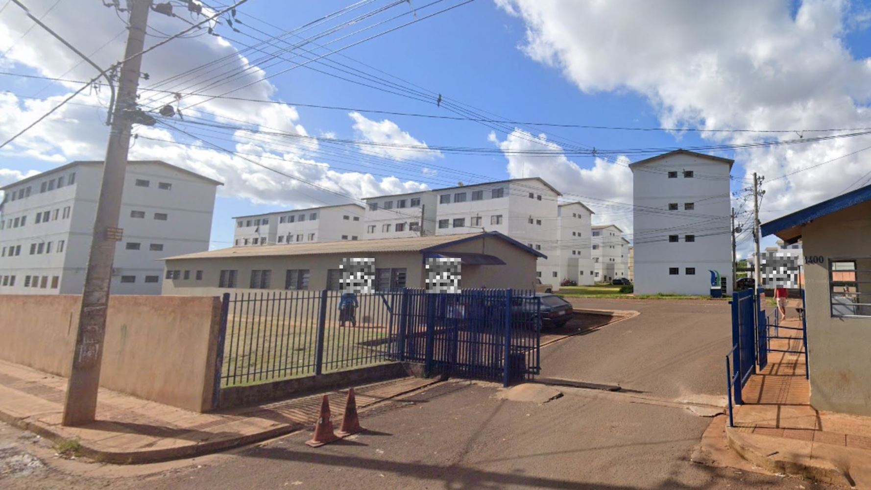 Apartamento no "Condomínio Reinaldo Buzanelli I"- Jardim Campo Nobre - Campo Grande/MS, localizado em Campo Grande - MS, bairro Los Angeles