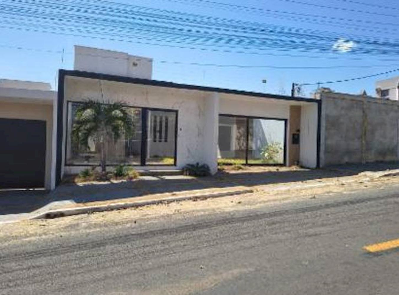 Imagem do imóvel Casa, Padrão, 2 vaga(s) de garagem