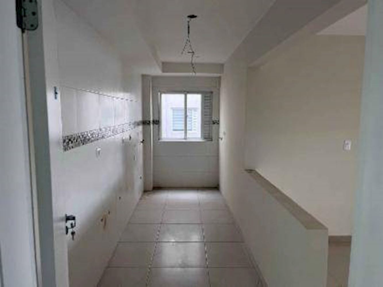 Apartamento, Padrão, 1 vaga(s) de garagem, localizado em Curitiba - PR, bairro Pinheirinho
