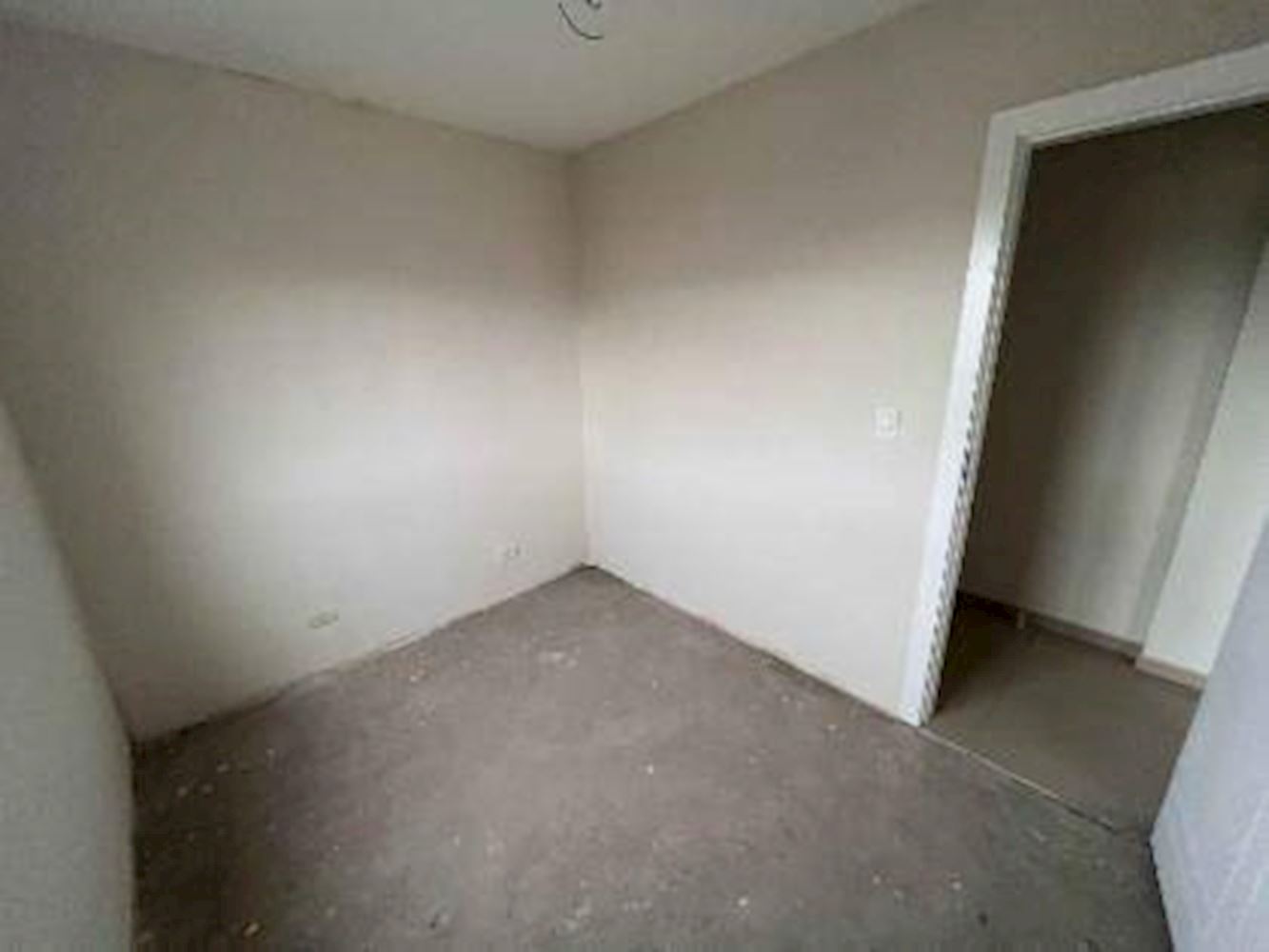 Apartamento, Padrão, 1 vaga(s) de garagem, localizado em Curitiba - PR, bairro Pinheirinho